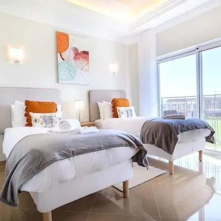 Luxury 4 Bedroom Villa - Boavista Golf Resort Villa Lagos