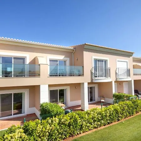 Luxury 4 bedroom Villa - Boavista Golf Resort * Lagos